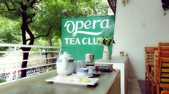 Opera Tea Club